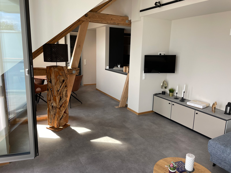 Wohnzimmerblick-Ferienwohnung-zwei-Zimmermanns-Monschau